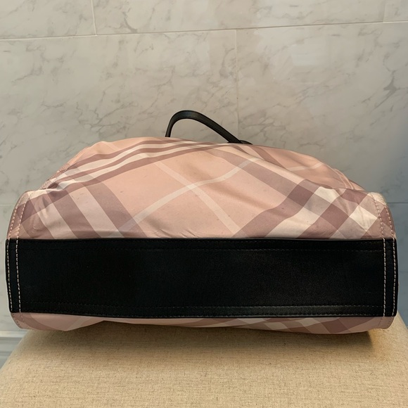 Burberry bag, good condition - Picture 6 of 12